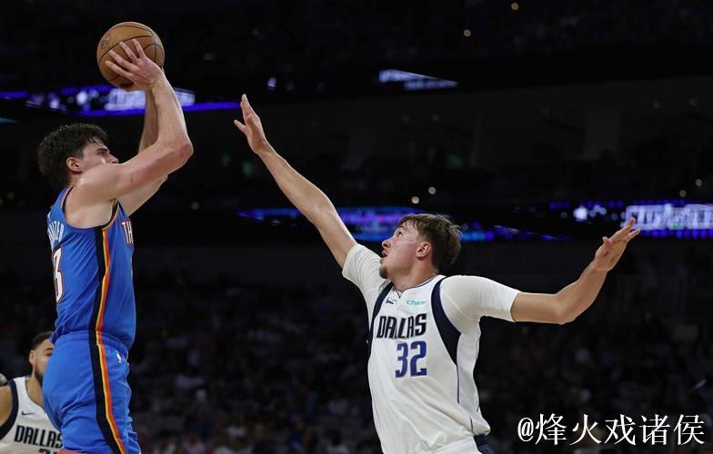 赛季前13场弗拉格场均15.2分3.1助，后13场爆发至21.7分4助